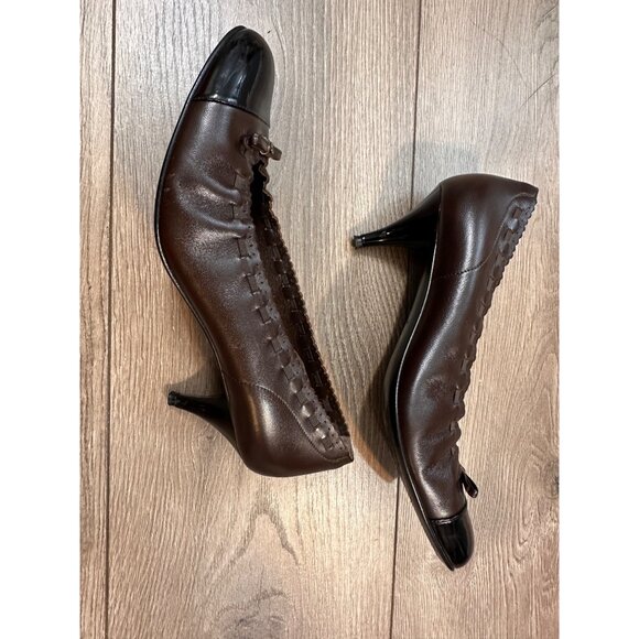 Vintage CHANEL Two Tone Brown Black Leather Ballet CC Bow Pumps Heels 37 - Picture 6 of 15